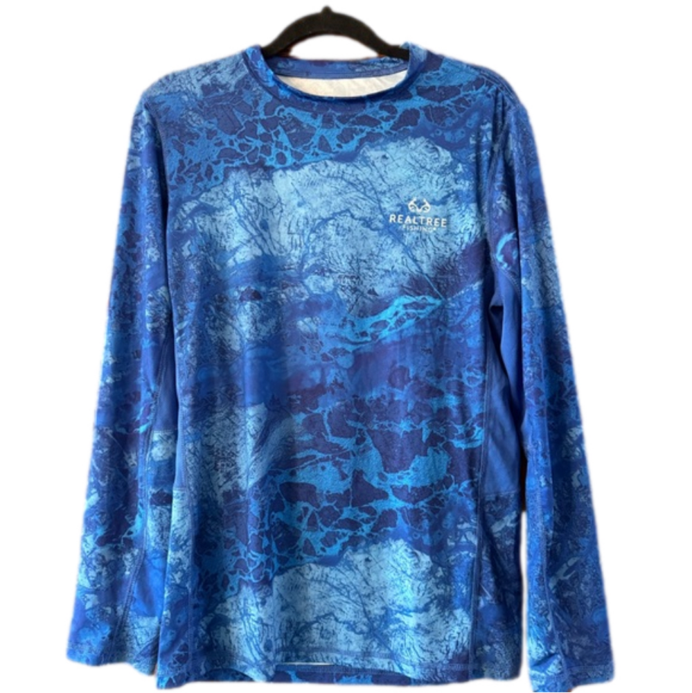Realtree Fishing Shirt, Water Effect Long Sleeve- Small